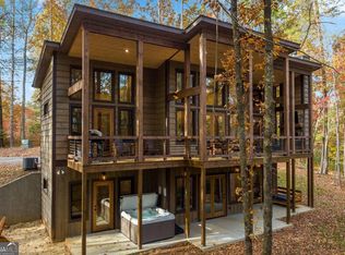 106 Saffron Ln, Blue Ridge, GA 30513