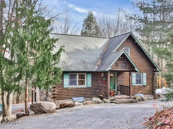 150 Moose Ridge Drive, Lake George, NY 12845