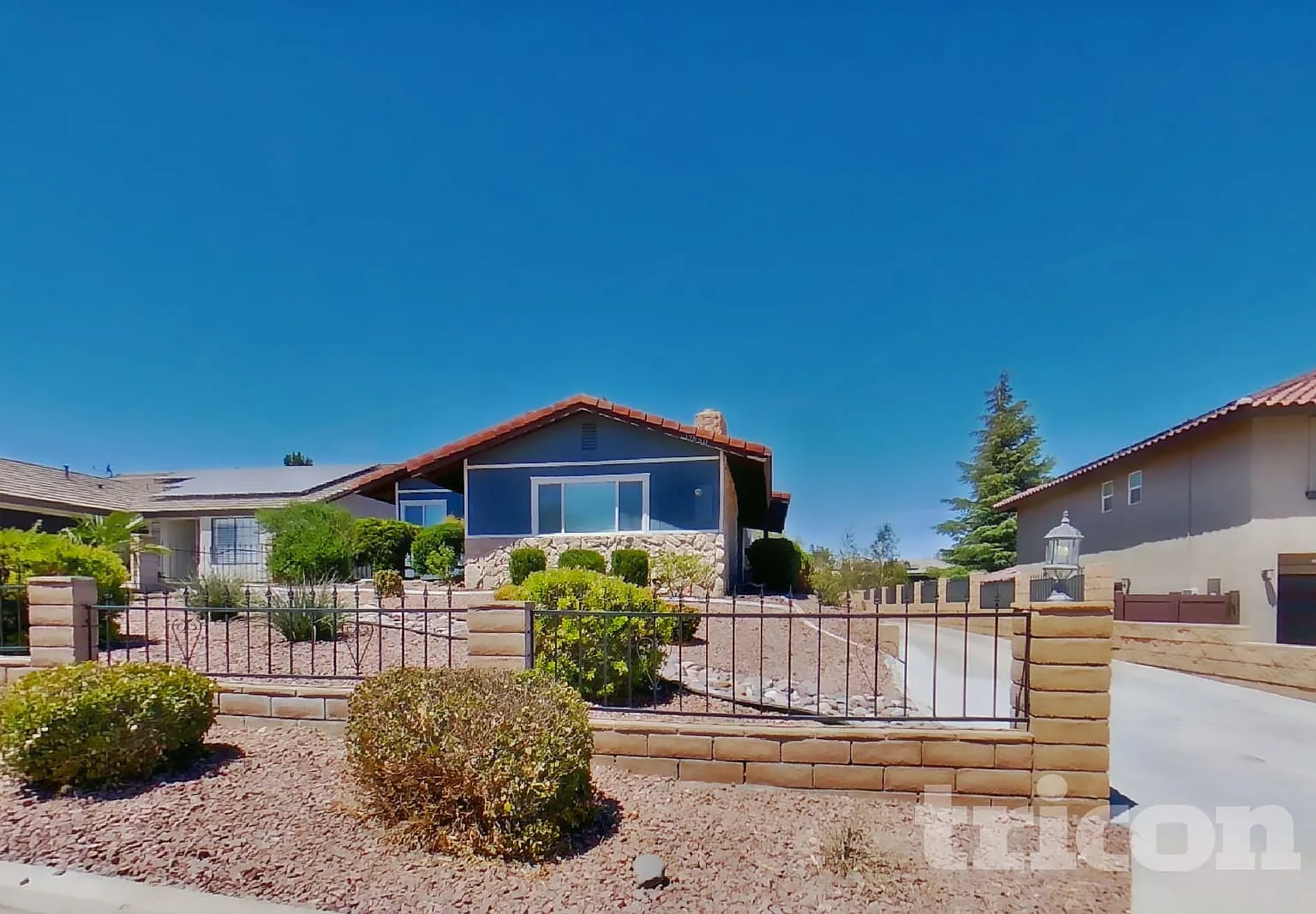 17850 Rancho Bonita Rd Victorville CA — Photo 1
