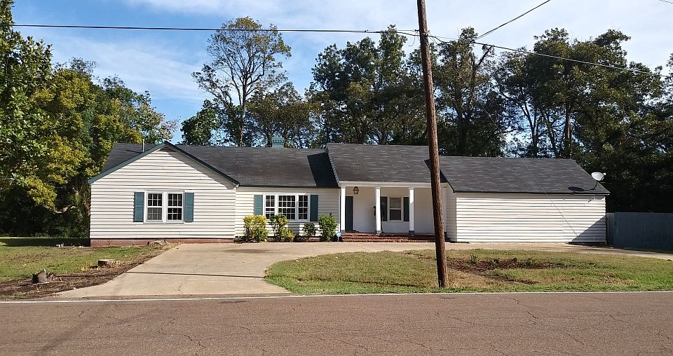 1st image of 611 Oakhurst Ave