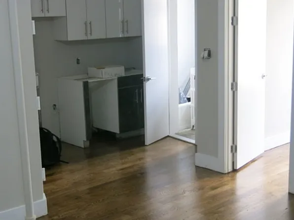 10-15 Wyckoff Avenue image 1 of 7