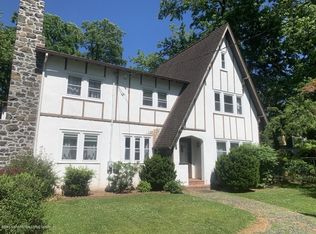 5 Sherwood Pl, Staten Island, NY 10308