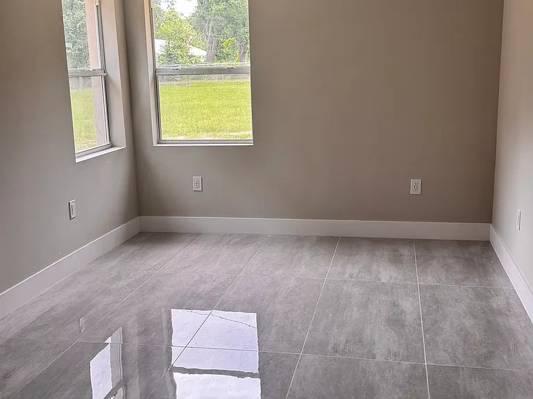 9910 Seven Roads Pl — Photo 8