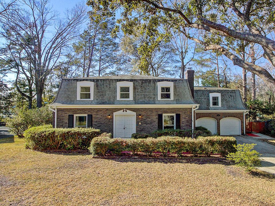 1st image of 102 Lakeview Dr