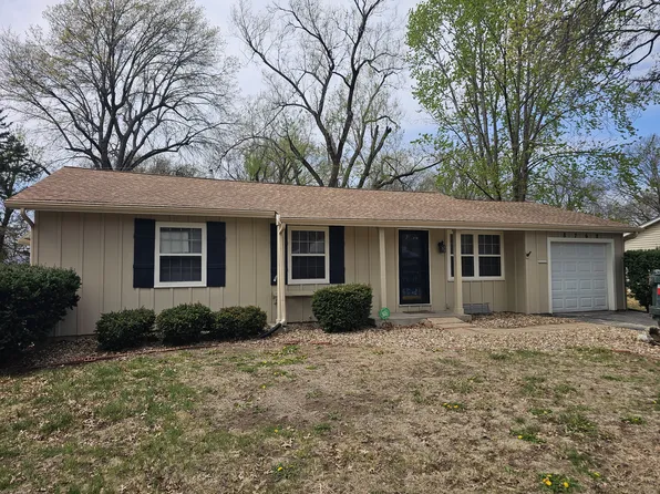 8768 Melrose St, Overland Park, KS 66214