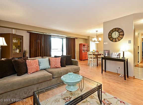 4th image of 35 S Baybrook Dr Unit 113