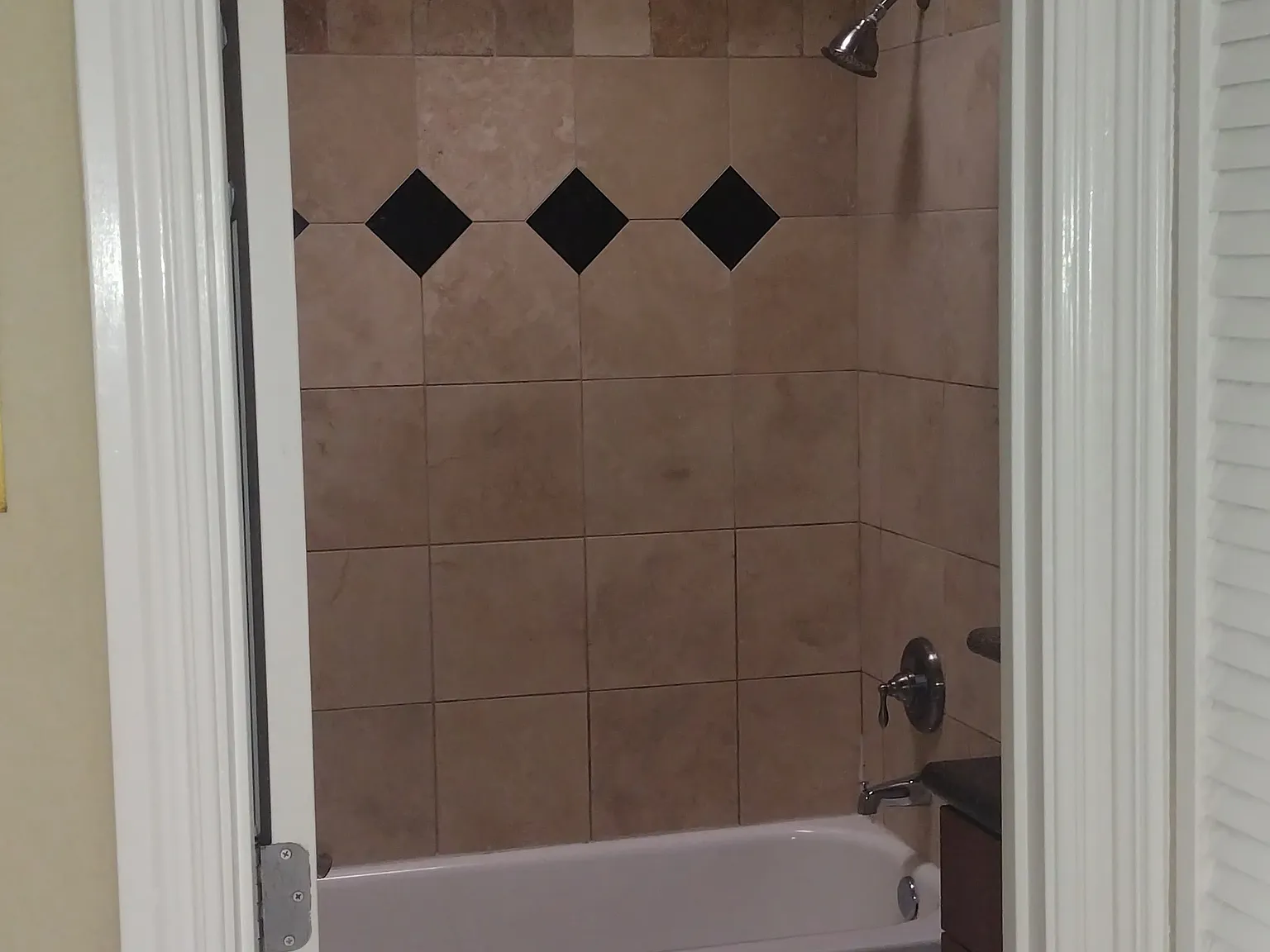 1 bed, 541 sqft, $2,300 — Photo 2