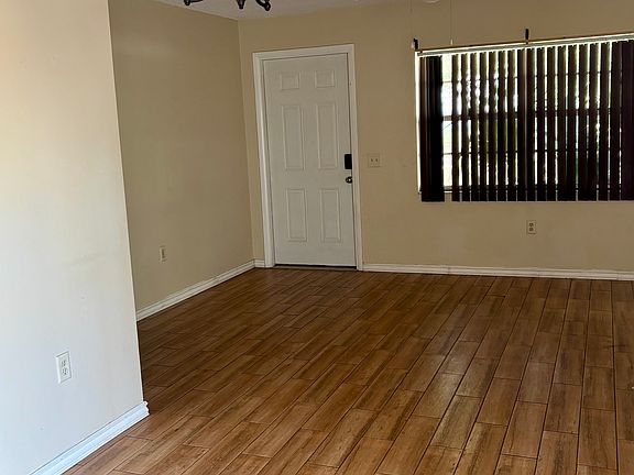 5th image of 2400 Brent Ave SW #2400