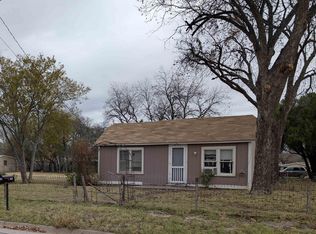 401 W College St, Burkburnett, TX 76354