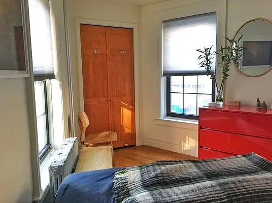 Rented by Wyllie Real Estate | media 10