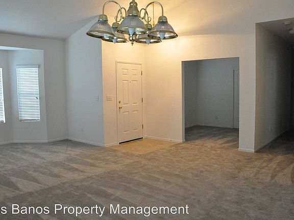 4th image of 624 Stonewood Dr
