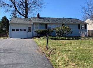 111 White Rd, North Syracuse, NY 13212