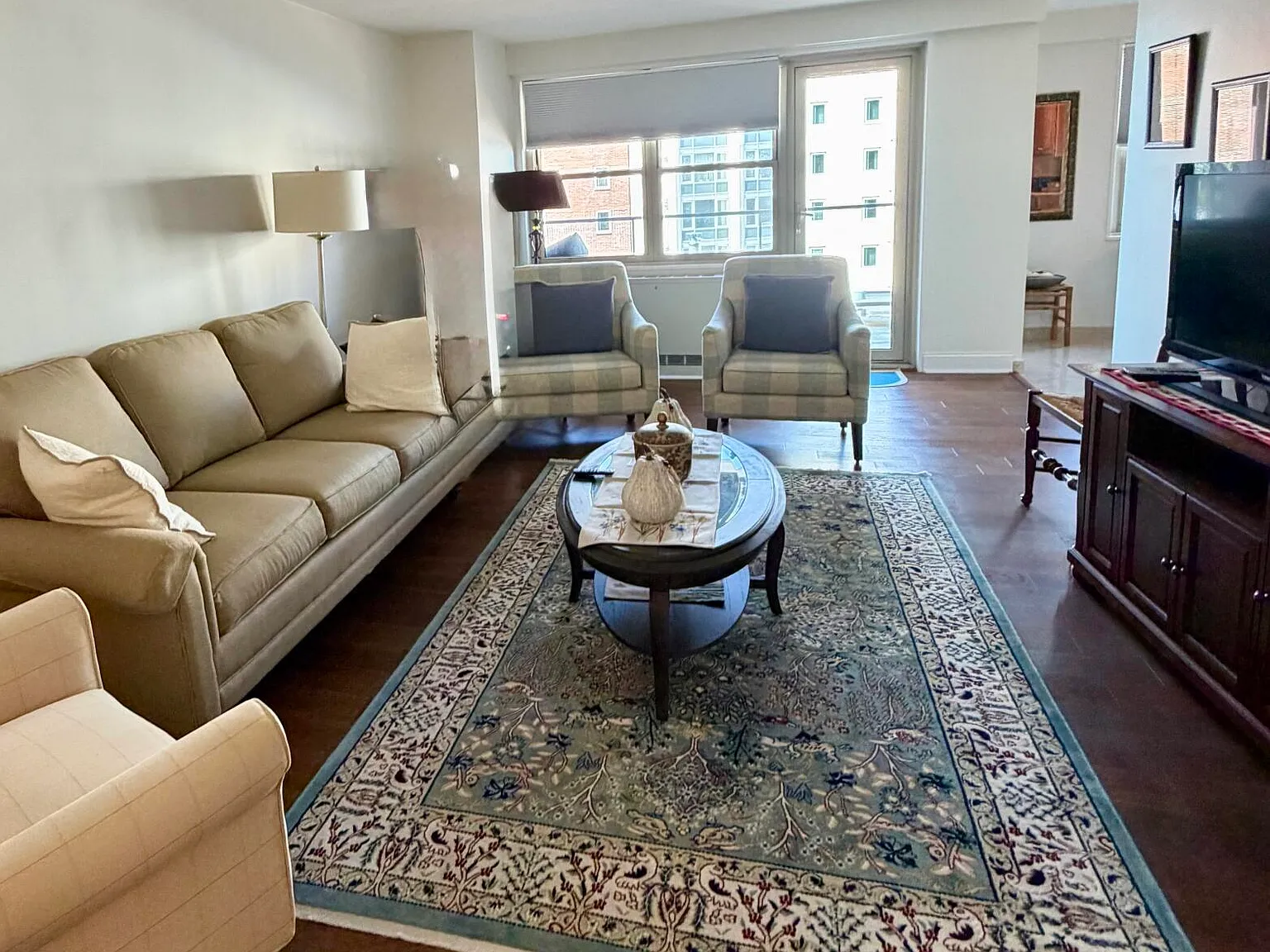 1 bed, $3,495 — Photo 1