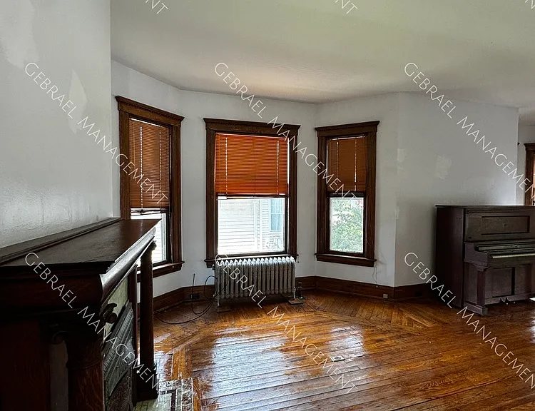 808 Stevens St — Photo 16