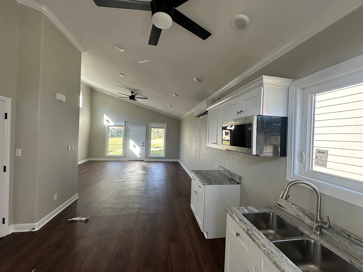 1 bed, 700 sqft, $875 — Photo 4