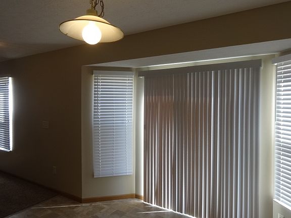 4th image of 654 Kinghurst Dr