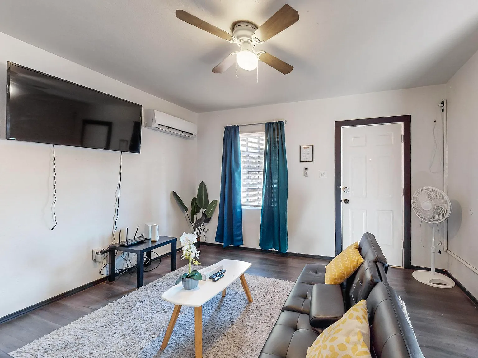 115 Orchard Garden — Photo 2
