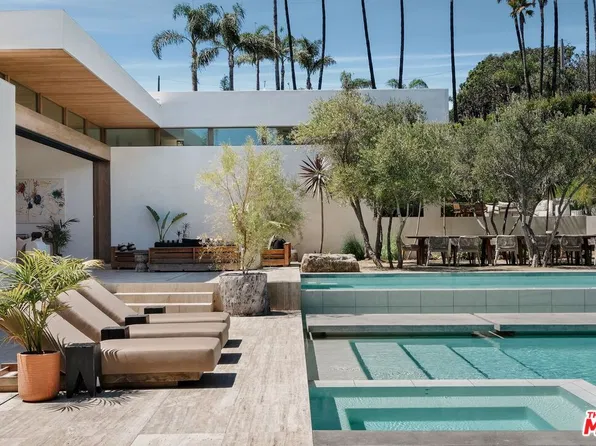 28837 Selfridge Dr, Malibu, CA 90265