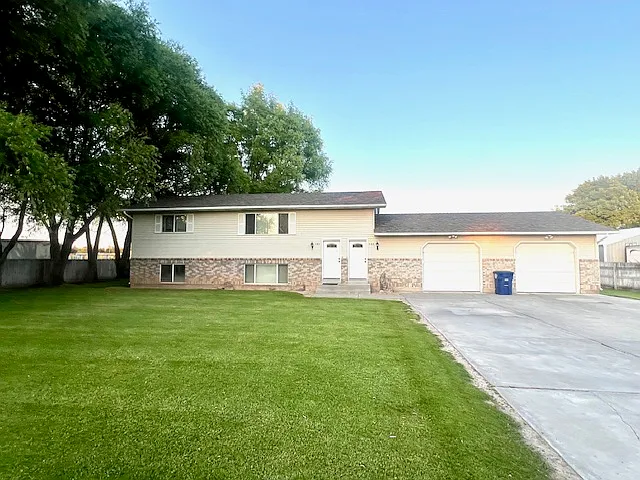 135 S Amy Ln — Photo 1