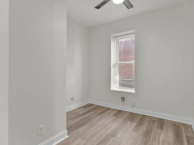 3258 Ohio Ave #2F — Photo 8