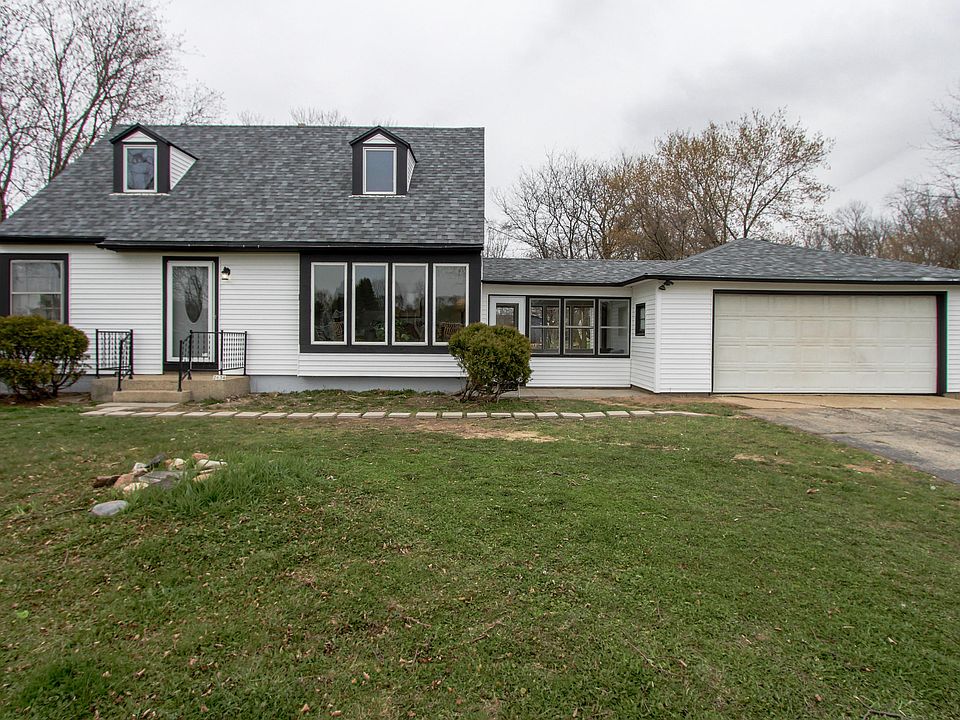 1st image of 2634 N 112th St