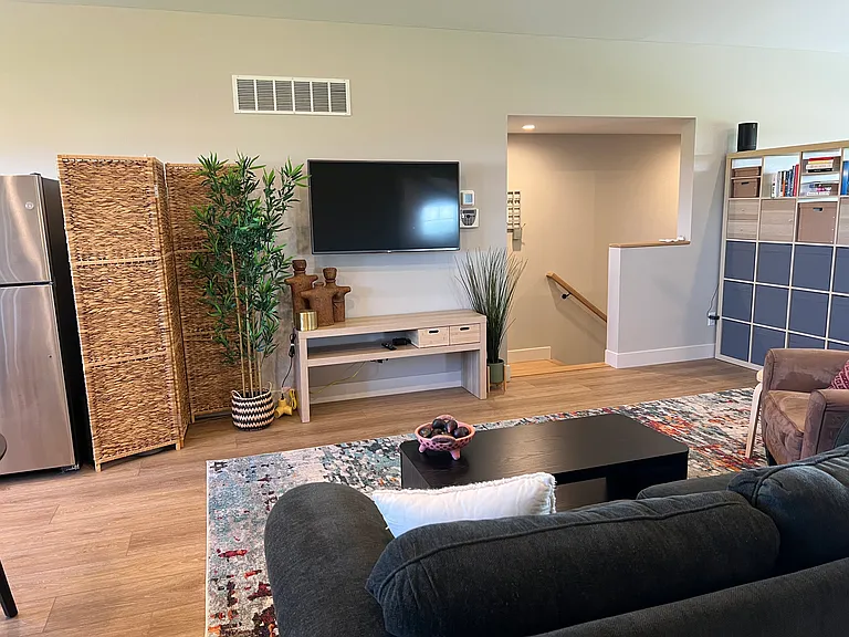 2550 Ransom Rd #B — Photo 6