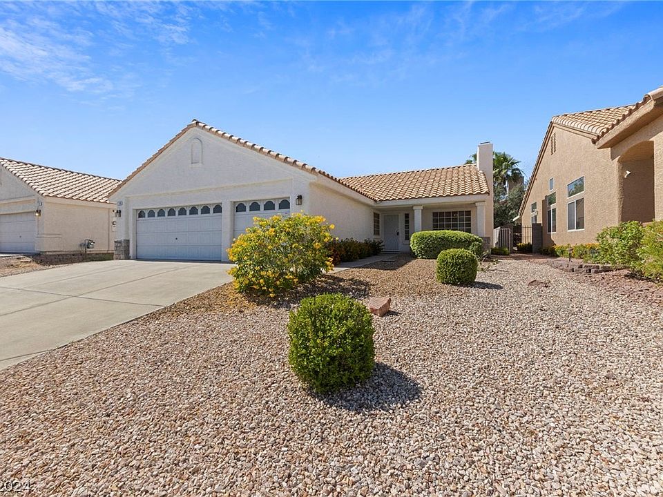 1st image of 138 Red Coral Dr