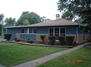 585 Glendale Ln, Hoffman Estates, IL