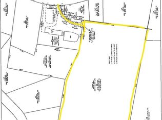 43 Bates St, Mendon, MA 01756