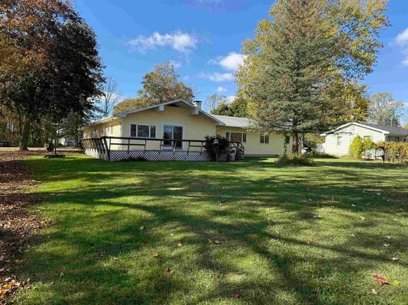 2680 S 390 W, Pleasant Lake, IN 46779