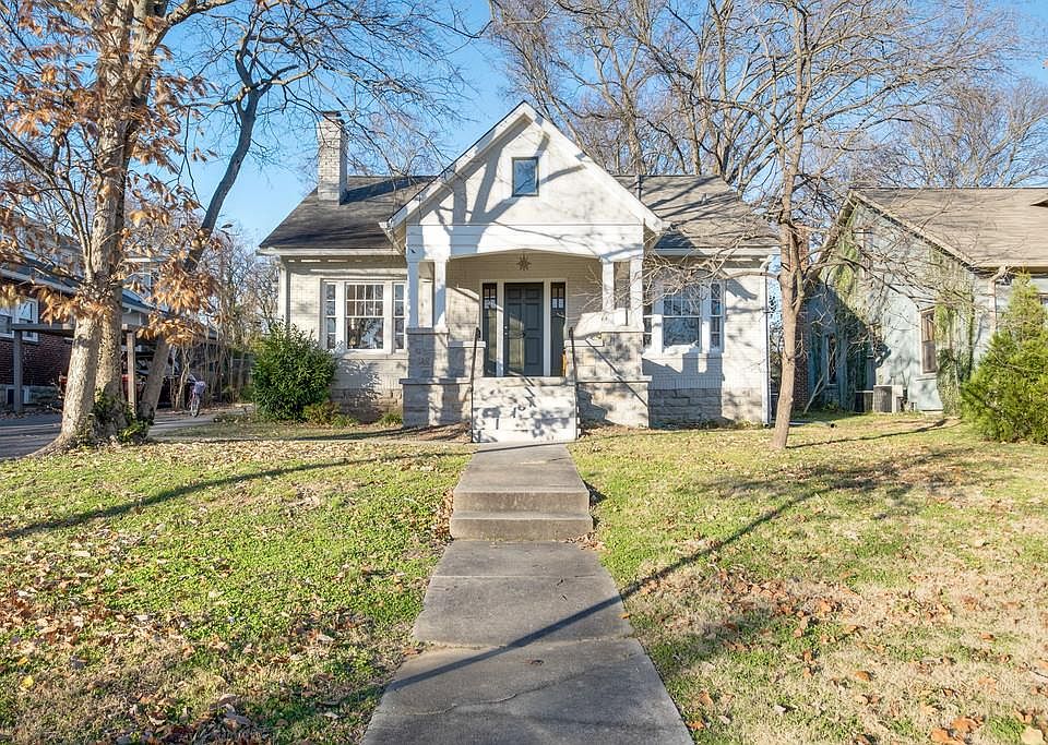 1st image of 2506 Essex Pl