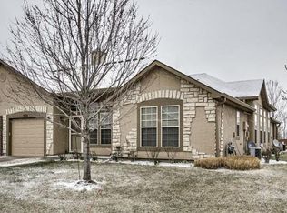 18437 W 156th Ter, Olathe, KS 66062