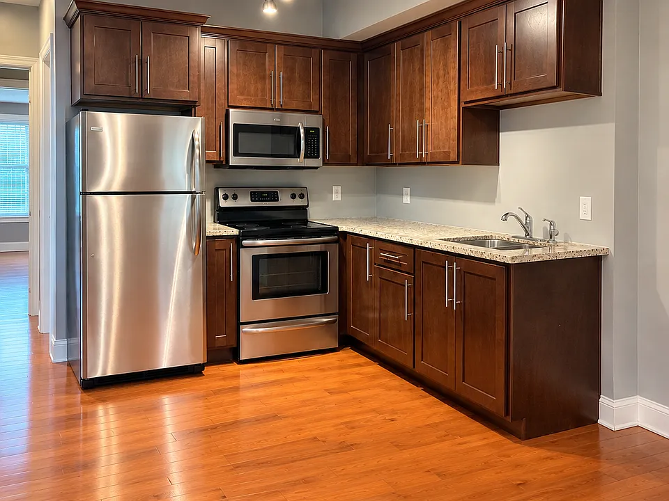Updated 2 Bed / 2 Bath Apartment in Central Dubuque