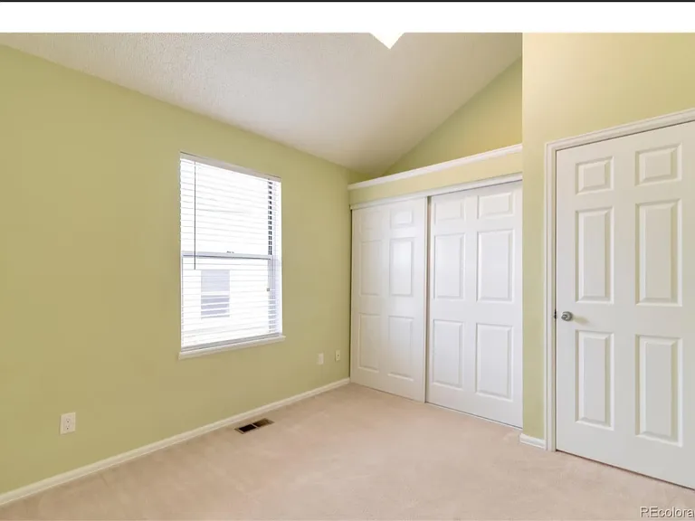 17133 E Ford Dr — Photo 2