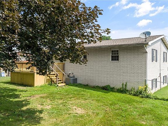 3rd image of 79 Doolin Dr