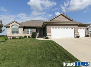 4507 Holly Cir NE, Cedar Rapids, IA 52411