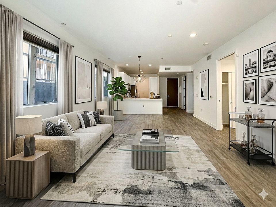 1st image of 6001 Carlton Way APT 101