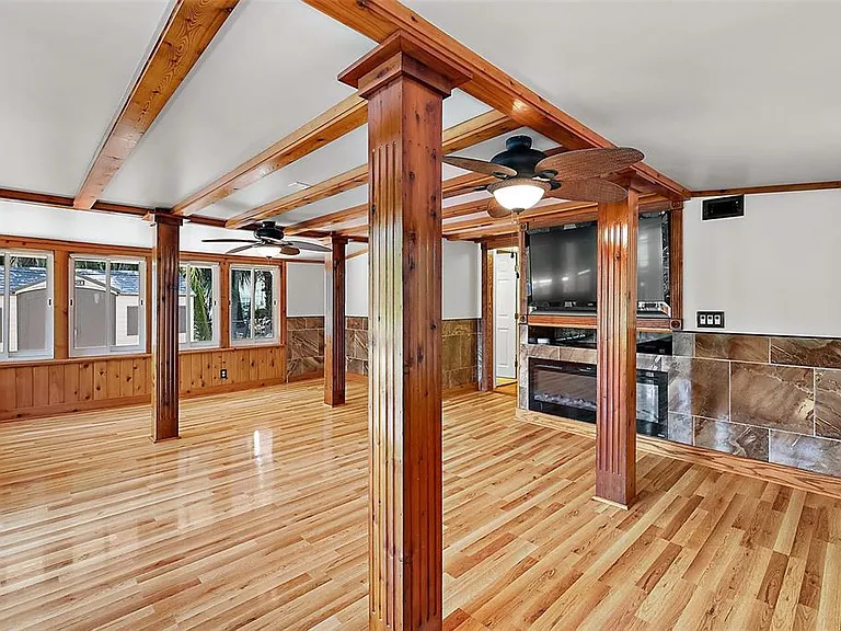 507 Lakeshore Dr — Photo 28