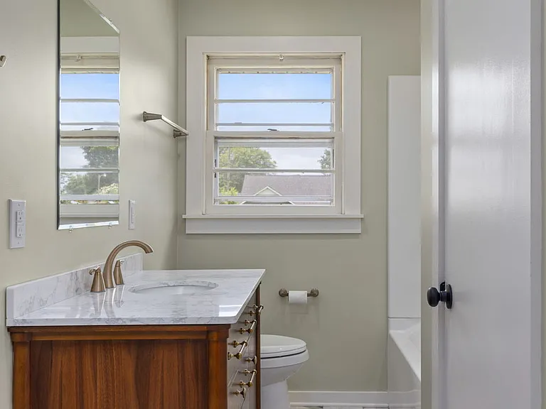 417 Edison Ave — Photo 11