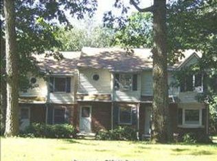 23 Cranberry Holw, Enfield, CT 06082