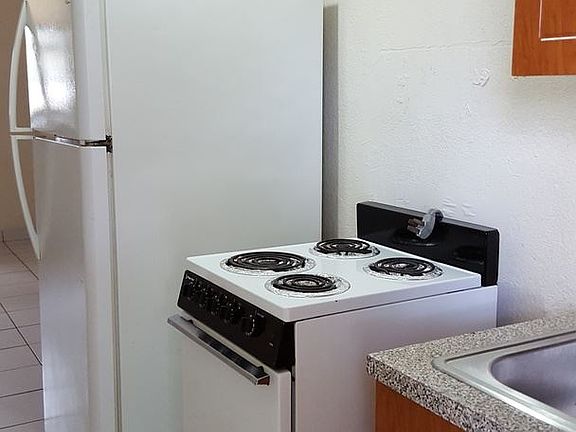 5th image of 2319 SW 58th Ct #3027387