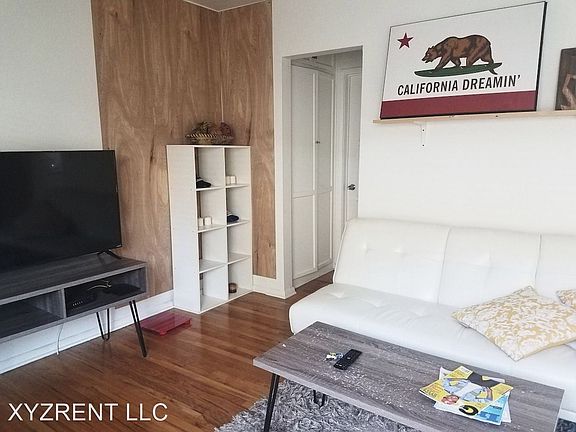 5th image of 1132 Pico Blvd APT F