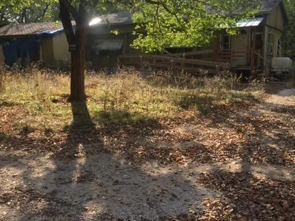 21 Cedar Crest Dr, Mound City, KS 66056