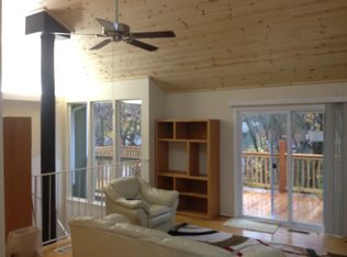 2714 University Dr, Lawrence, KS 66049