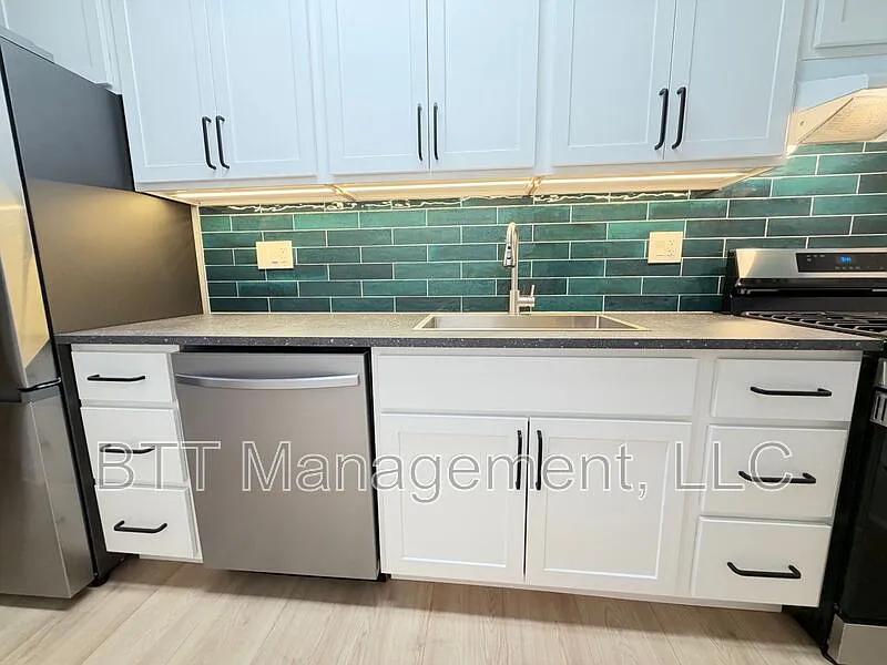 1 bed, 1.0 bath, 600 sqft, $1,375 — Photo 1
