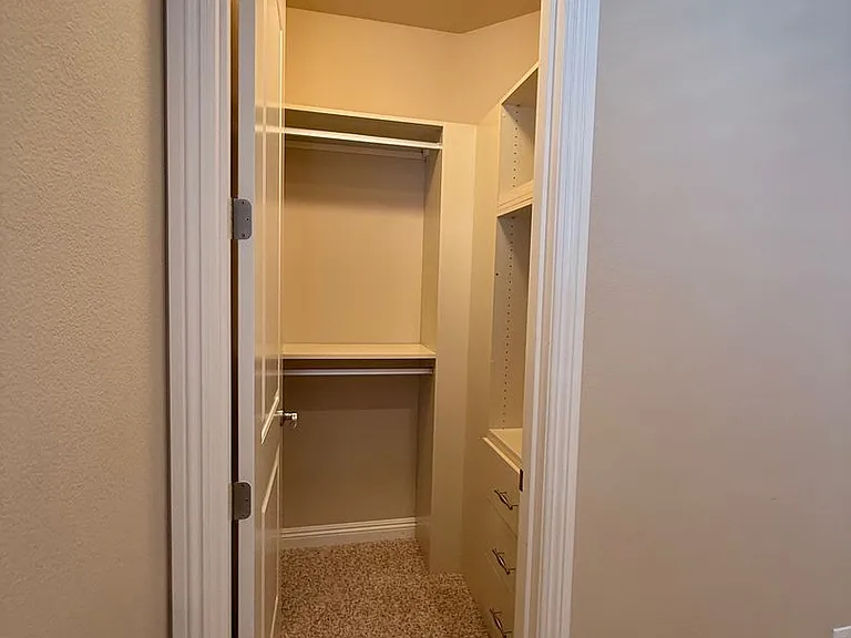 11255 Corsica Mist Ave — Photo 34