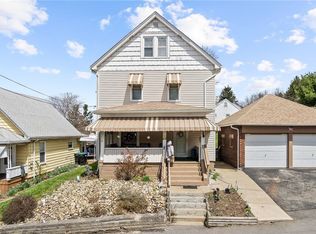 16 Elm St, Burgettstown, PA