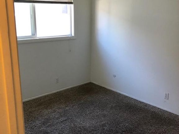 3rd image of 2865 Mendoza Dr #C