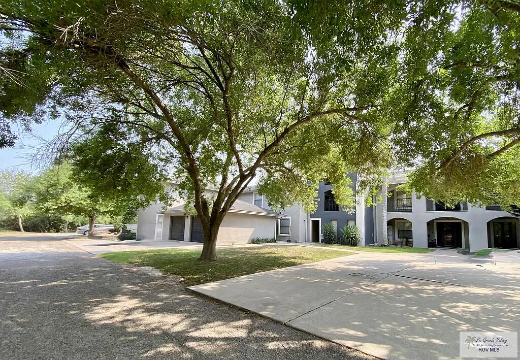 3 bed, 2.0 bath, 1420 sqft, $1,600 — Photo 1