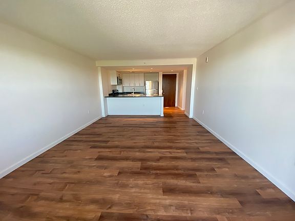 4th image of 281 Harvard St APT 21